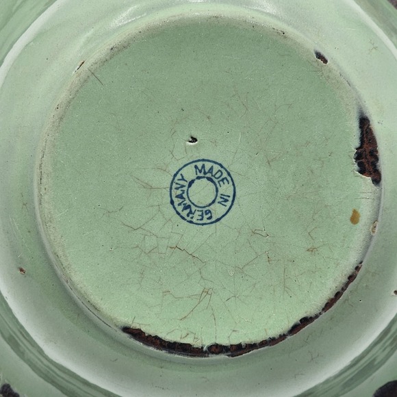 Vintage West Germany Enamelware Green Bowl Chicken With Chicks Motiff Farmhouse - Picture 4 of 6